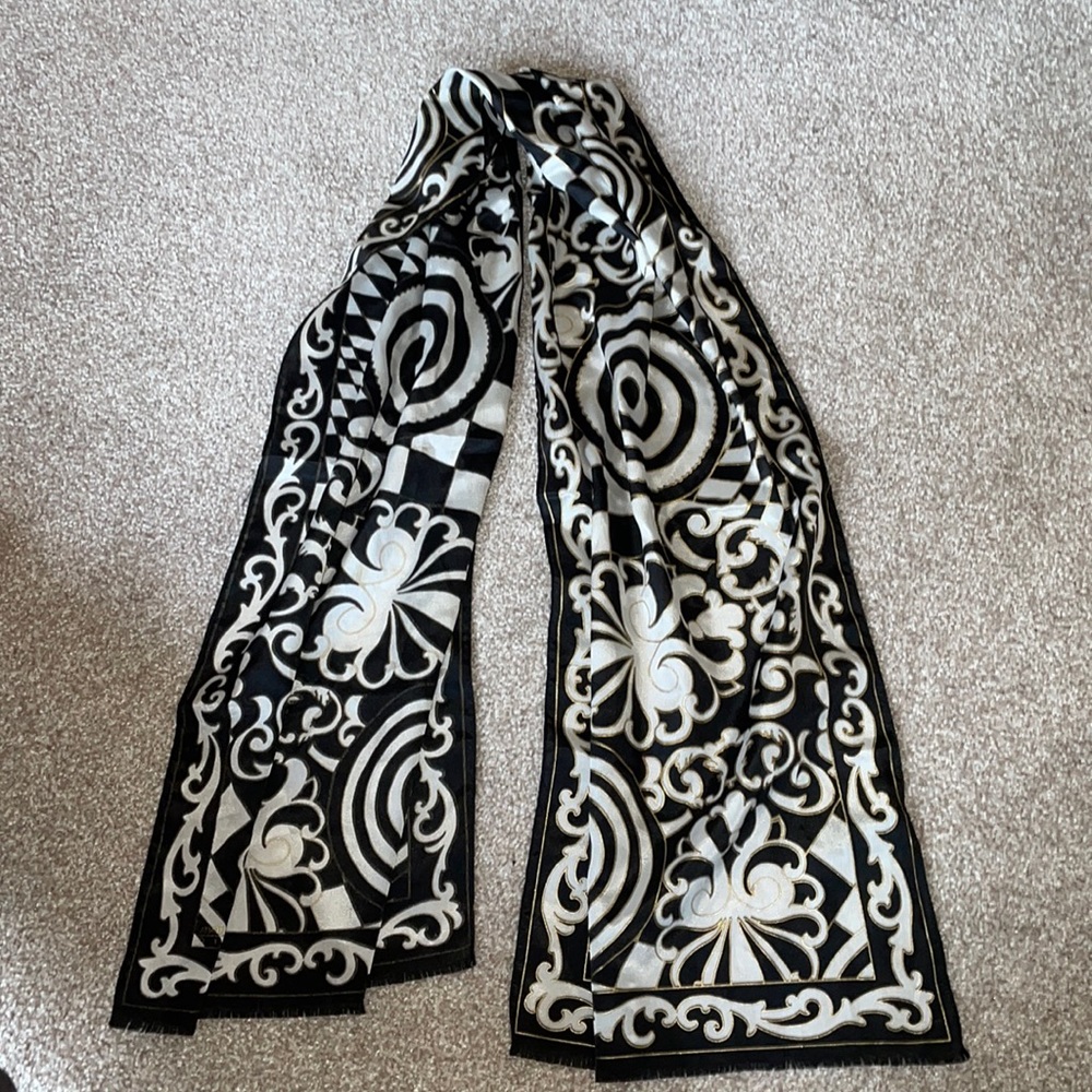 Oscar de la Renta silk scarf